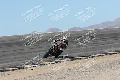 media/Oct-13-2025-Moto Forza (Mon) [[a66d839500]]/3-B Group/Session 2 (Bowl)/